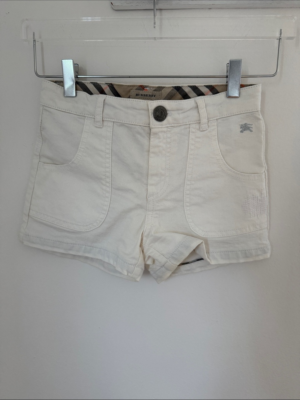 Burberry kids size 10 Cream Cotton Short Shorts white